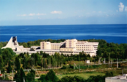 avr05.jpg
