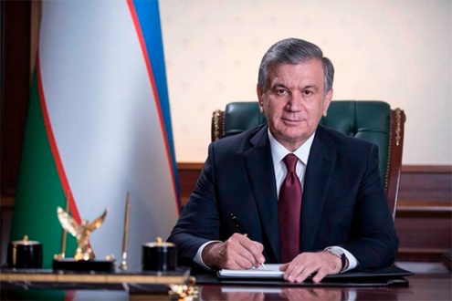 mirziyoyev-signing.jpg