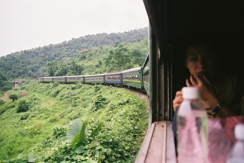 Vietnam_Train_1.jpg