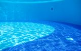 pool-underwater-1581595534FDf.jpg