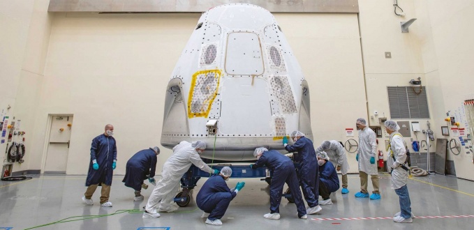 Demo-2-Crew-Dragon-C206-FL-arrival-021320-SpaceX-1-crop-c-2048x995.jpg